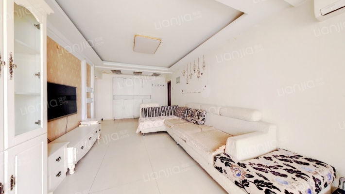 精装修 拎包入住，楼层好，采光好-客厅