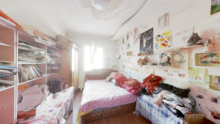 繁华地段 采光充足 南北通透三居 房本满五唯一 税费低-卧室A