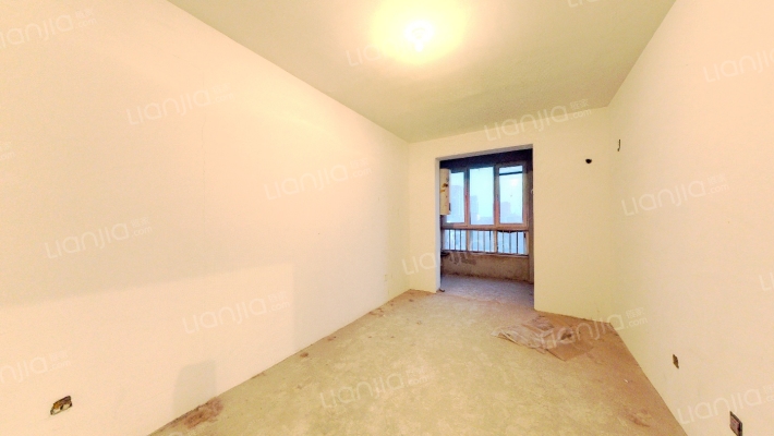 这个房子南北通透，三居室，采光好-卧室A