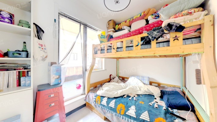 精装修 拎包入住 带露台 房本满二-卧室B