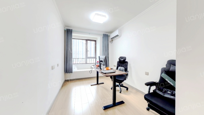 樾府国际 精装三居室 三阳开泰户型中间楼层 全天采光-卧室C