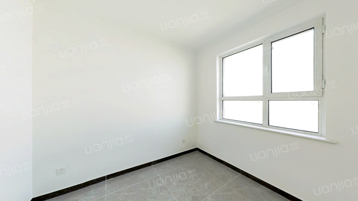 牛津花园   毛坯南北通透三居-卧室A