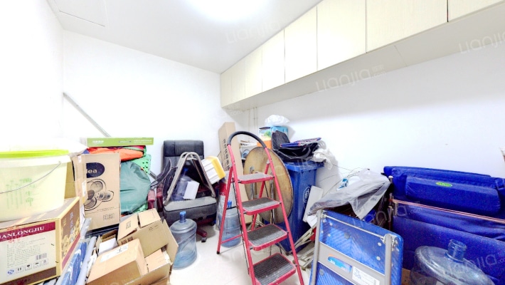 园林式小区，带下跃，买一层带一层，配套齐全。-卧室D