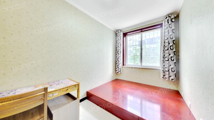 名流枫景五期 精装修两居室 好楼层 税费低-卧室B