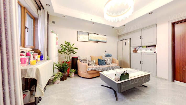 高铁东站 新维港精装一居  民水 民电 通天然气-客厅