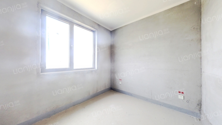 此房中间楼层 采光佳 南北通透 园林社区 集中供暖-卧室B