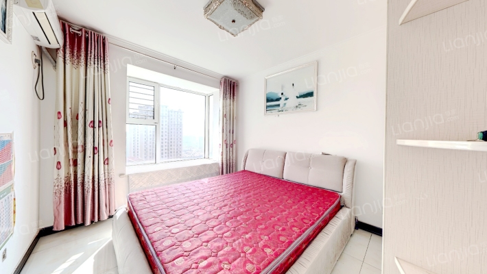 精装修全南两居 中楼层采光好无遮挡 带车位地下室-卧室A