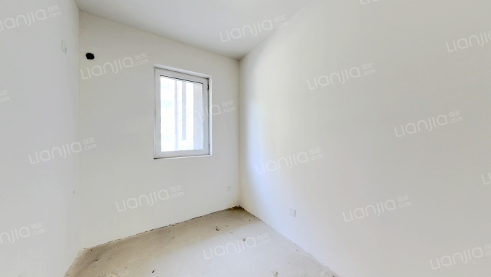 天地新城 南北通透三居 102平58万 满二，看房有钥匙-卧室A