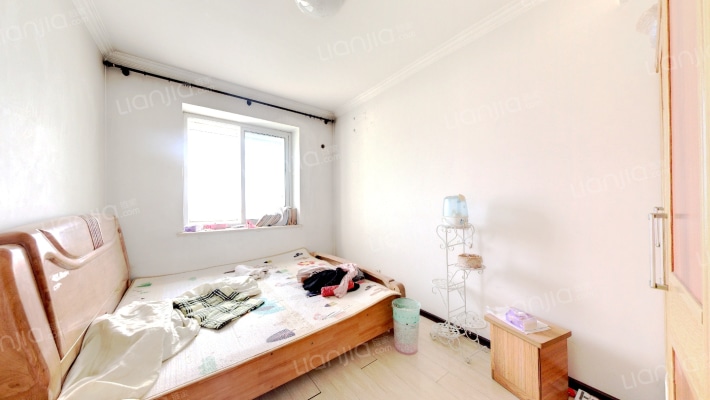 花园别墅社区 空间大 停车方便-卧室B