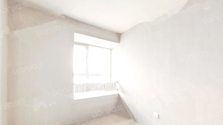 御景园  南北三居  中高楼层  满二-卧室C