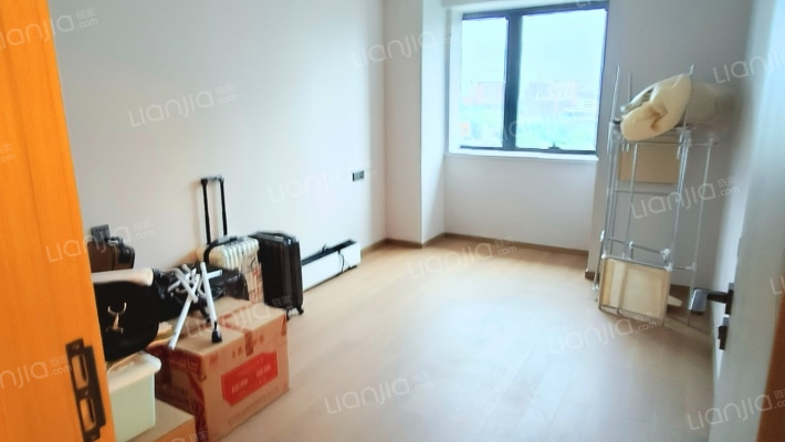 天府菁萃里二手房实景图