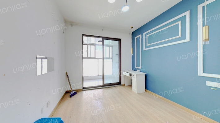 紫华佳苑二手房实景图