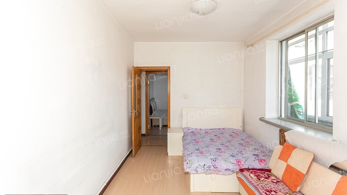 铁路新华小区二手房实景图