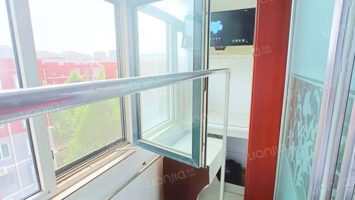 宏远景园 1室1厅 南-厨房