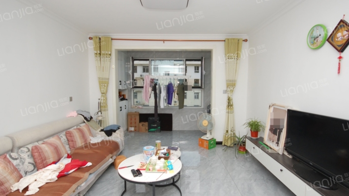 鸿儒雅苑二手房实景图