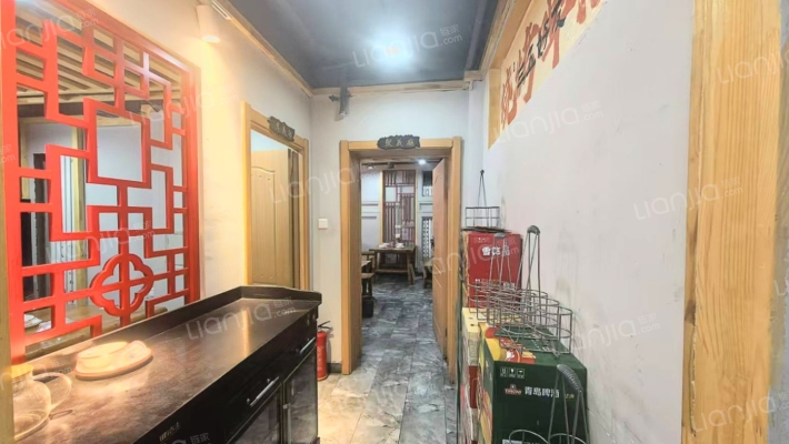 菜艺街104号二手房实景图