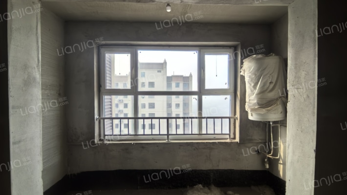 凌云旁 优美社区 人车分流 次顶层 南向两居 房本满二-阳台