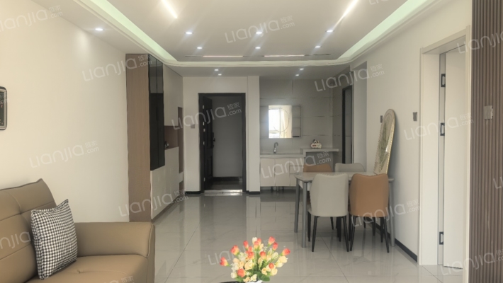 户型格局方正 视野宽阔 采光充足  价格可议-客厅