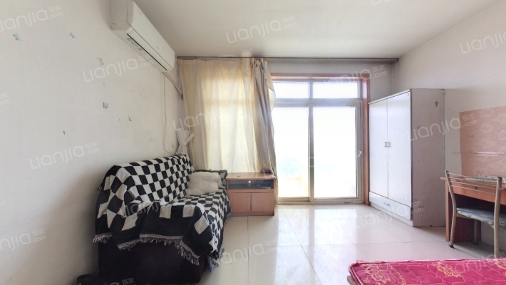 龙福家园二手房实景图