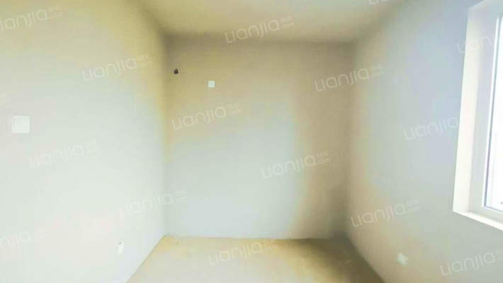 北京界三利中和城南北通透两居，户型好，门口838车站-卧室B