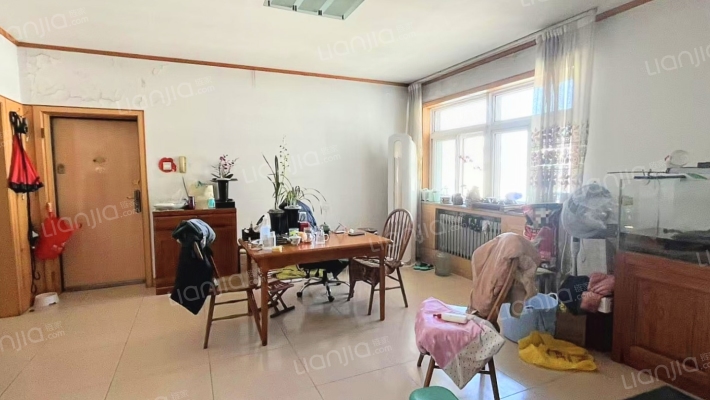 逸嘉苑小区二手房实景图