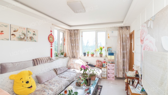 水映华庭东区二手房实景图