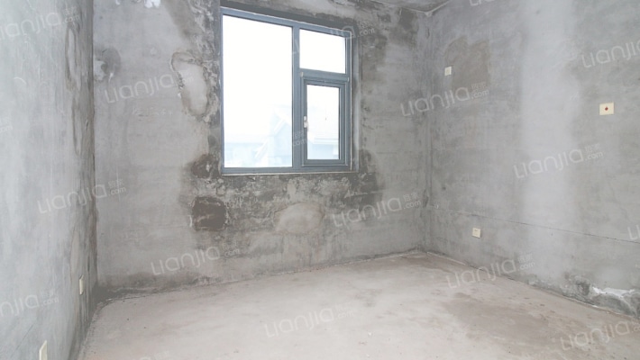 竹语堂 独栋别墅  带100多平小院 房本满五诚意出售-卧室B