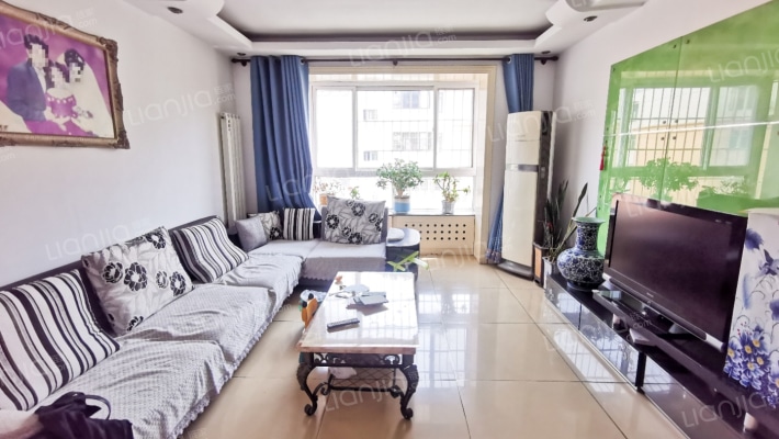 怡景花园二手房实景图