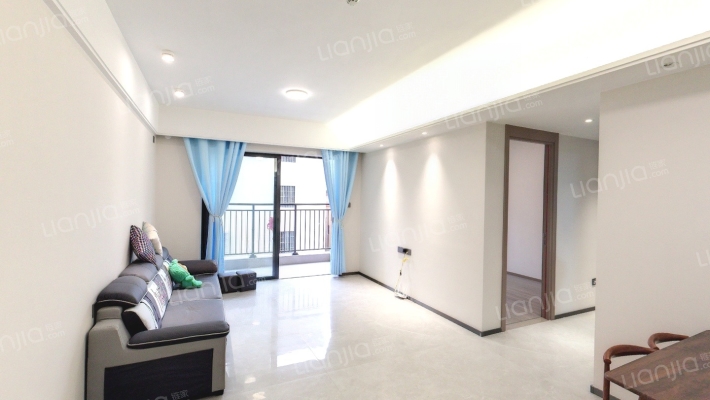 远洋天成二手房实景图