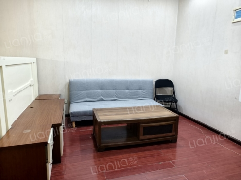 整租·信一金典 1室0厅 东南/南/西北/北