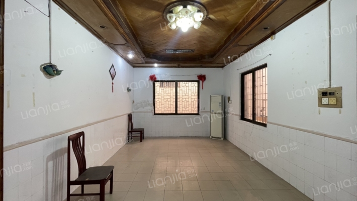 东街六巷二手房实景图