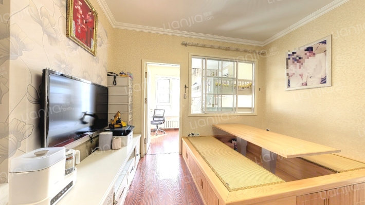 朗香小镇二手房实景图