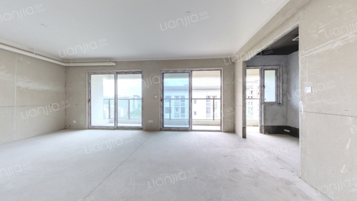 恒泰云山御府二手房实景图