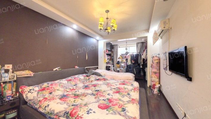 建玮公寓二手房实景图