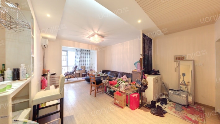 金秋小区二手房实景图