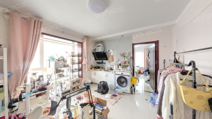 东方魅力商住大厦二手房实景图