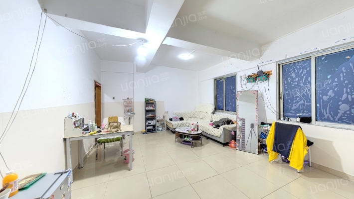 积德花园二手房实景图