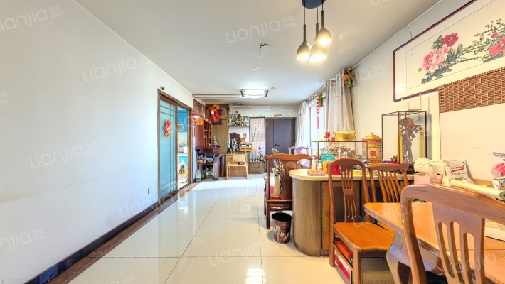 格调小区二手房实景图