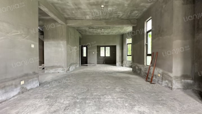 塞纳翡翠庄园御景苑二手房实景图