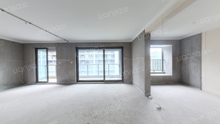 卓越湖樾云著花苑二手房实景图