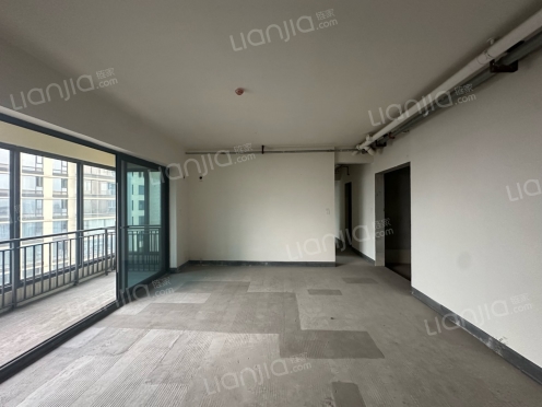 整租·天空雲镜 4室2厅 东南