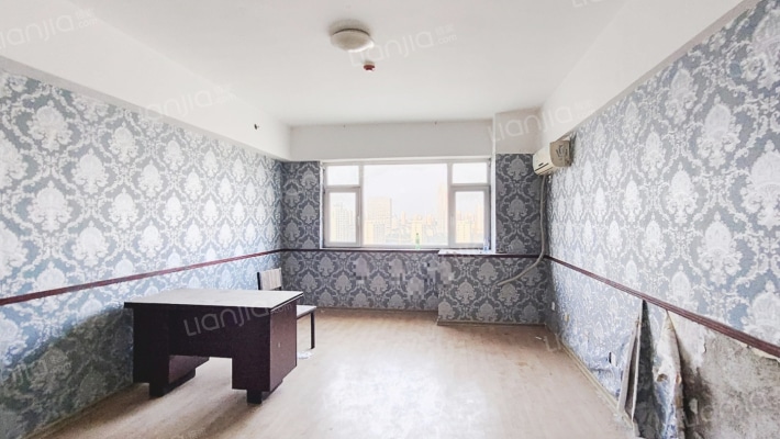 华茂贵宾楼二手房实景图