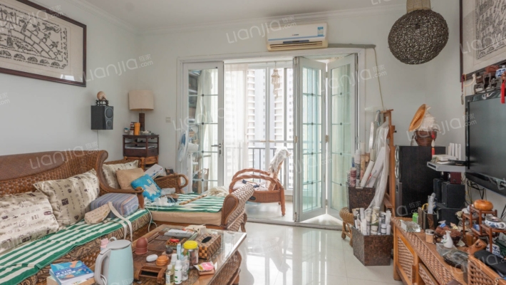 怡海豪庭二手房实景图