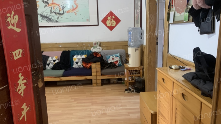 贾汪法院宿舍二手房实景图