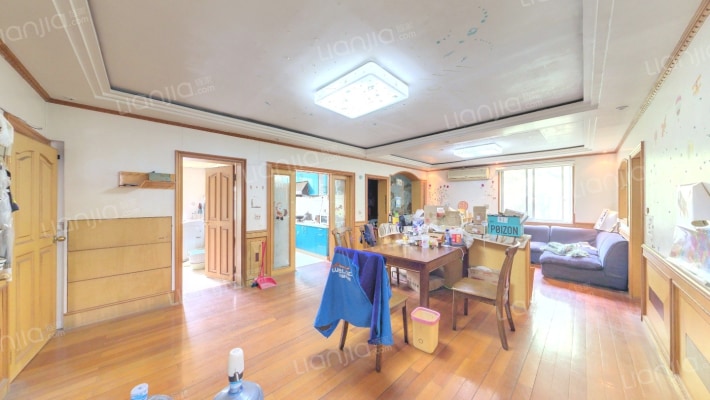 青山三村二手房实景图