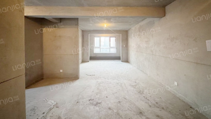 和泓公馆二手房实景图