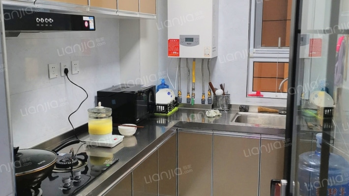 大社区，70年产权，人车分流，小区环境优美-厨房