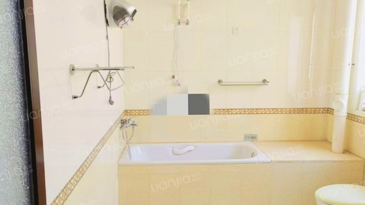 开发区 玫瑰假日 联排边户 大院子 领包入住-卫生间B