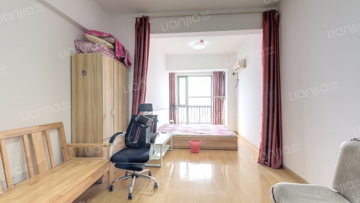 名流公寓二手房实景图