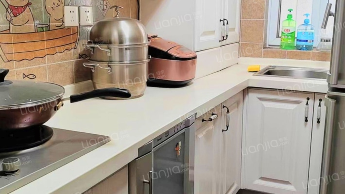 公园壹号全南两居精装自住标准好楼层，配套齐全。-厨房